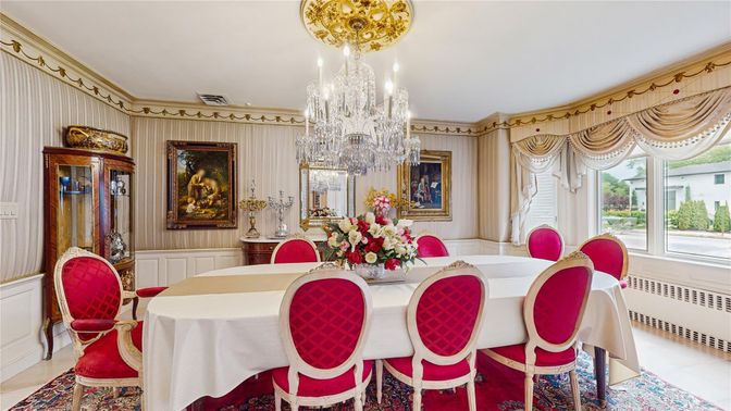 Chandelier, Dining room, Interior