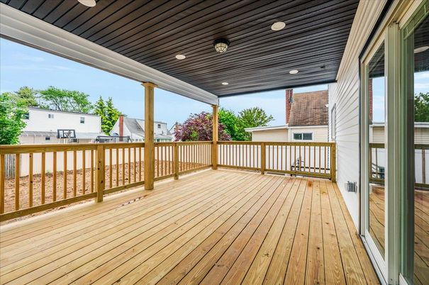 Exterior, Wood Texture Flooring