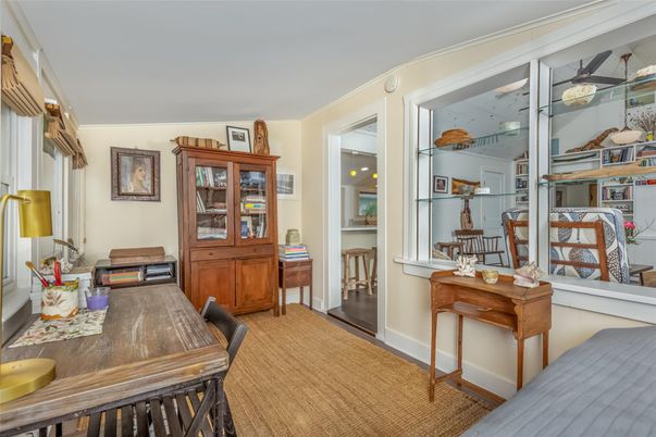 Dining room, Interior