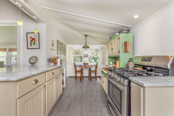 Dining room, Interior, Kitchen, Pendant Lights, Recessed Lighting