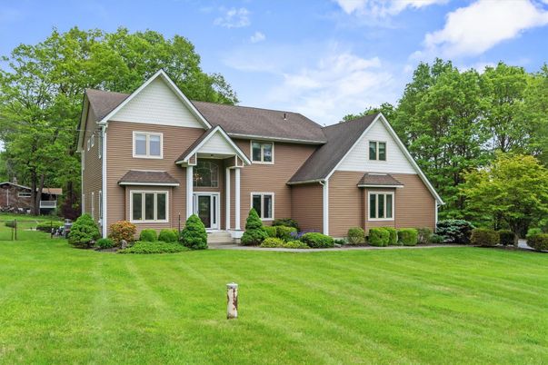 Backyard, Exterior, Facade, Farmhouse