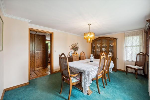 Chandelier, Dining room, Interior