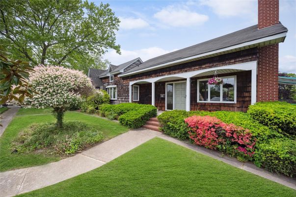 Exterior, Facade, Brick Facade, Cape Cod