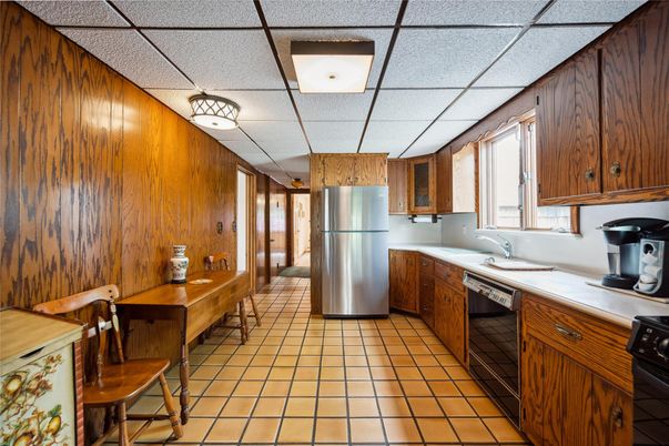 Interior, Kitchen, Wooden Walls