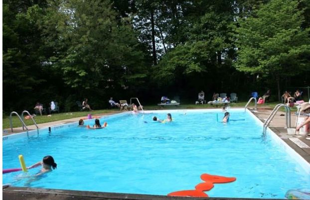 Exterior, Playground, Pool