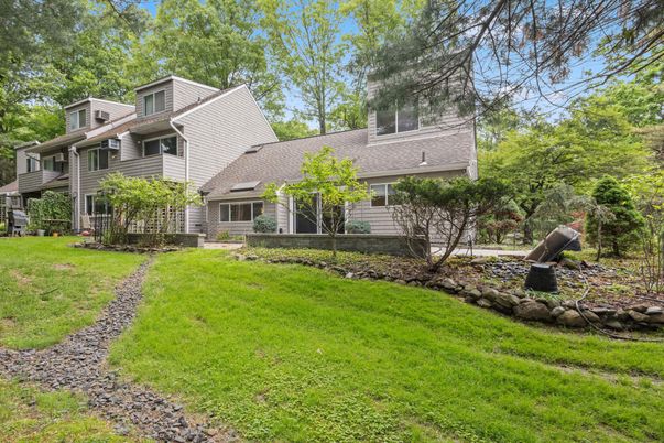 Exterior, Facade, Cape Cod