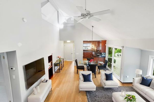Chandelier, Dining room, Interior, Living room, Wood Texture Flooring