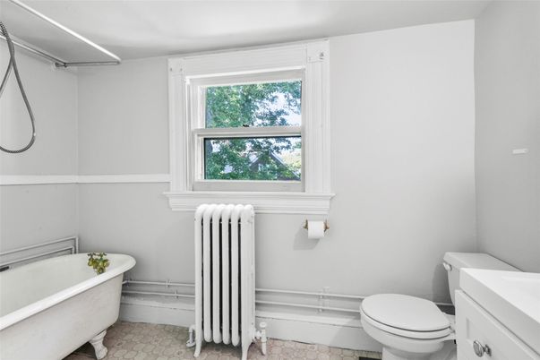 Bathroom, Free Standing Baths, Interior