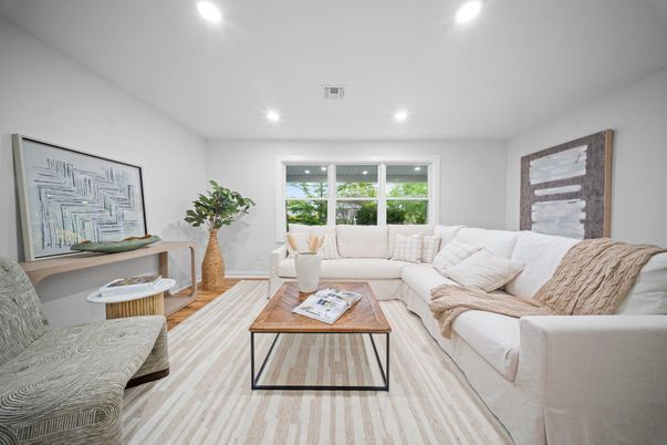 Interior, Living room, Recessed Lighting, Wood Texture Flooring