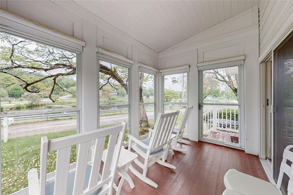 Interior, Sun Room, Wood Texture Flooring