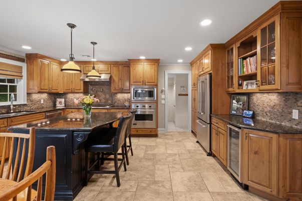 Interior, Kitchen, Pendant Lights, Recessed Lighting, Stainless Steel Appliances