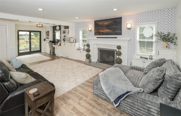 Fireplace, Interior, Living room, Recessed Lighting, Wood Texture Flooring