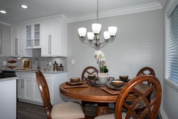 Chandelier, Dining room, Interior, Kitchen, Recessed Lighting, Wood Texture Flooring