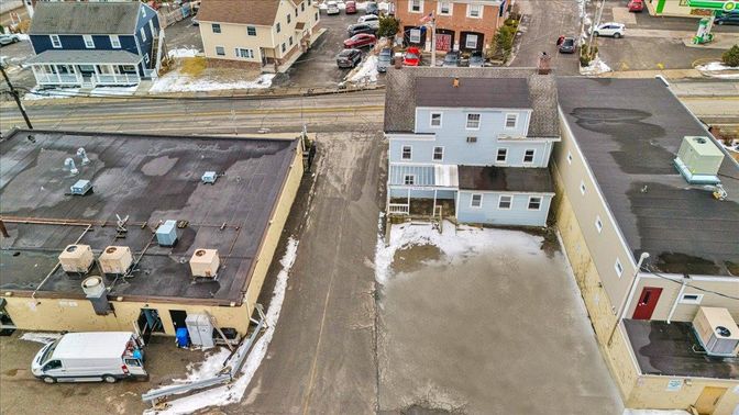 Exterior, Drone