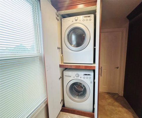 Interior, Utility Closets, Washer