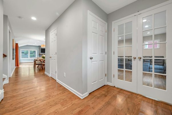 Dining room, Interior, Recessed Lighting, Wood Texture Flooring