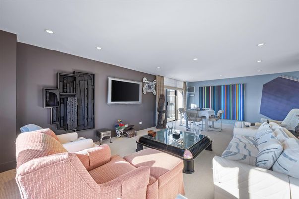 Dining room, Interior, Living room, Recessed Lighting