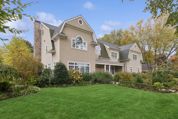 Exterior, Facade, Brick Traditional