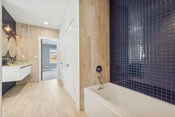 Bathroom, Interior, Recessed Lighting, Wood Texture Flooring
