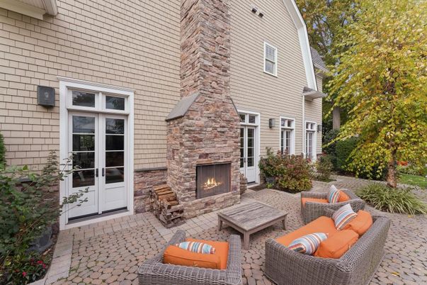 Exterior, Fireplace