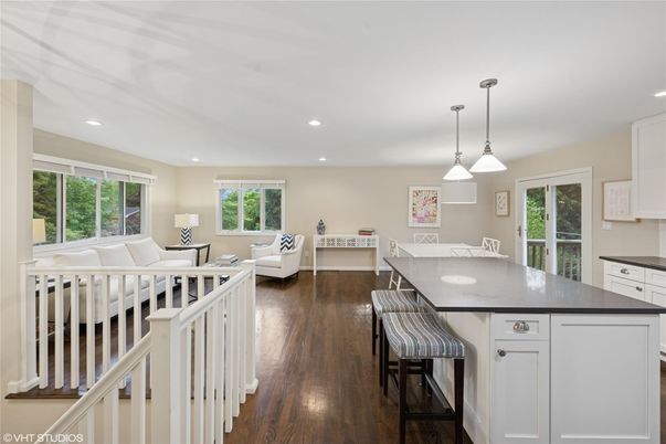 Dining room, Interior, Living room, Pendant Lights, Recessed Lighting, Wood Texture Flooring