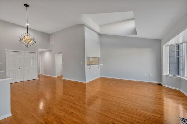 Empty room, Interior, Pendant Lights, Wood Texture Flooring