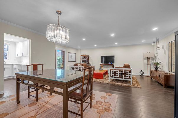 Chandelier, Dining room, Interior, Recessed Lighting, Wood Texture Flooring