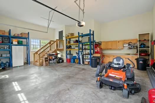 Garage, Interior