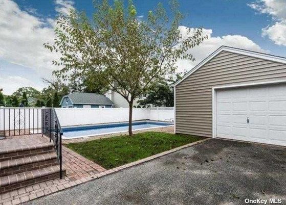Detached Garage, Exterior, Pool