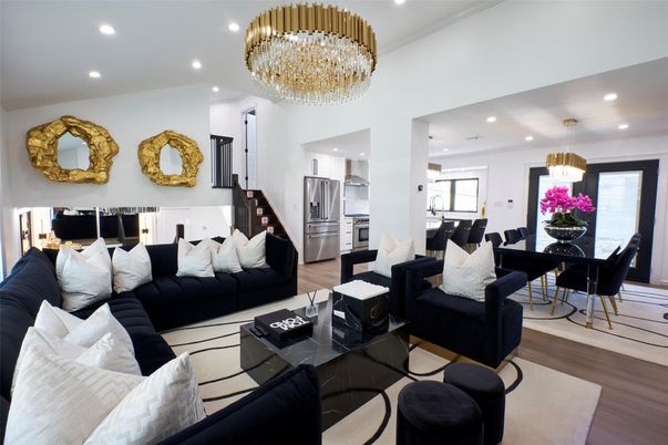 Chandelier, Dining room, Interior, Kitchen, Living room, Pendant Lights, Recessed Lighting, Stainless Steel Appliances, Wood Texture Flooring