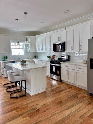 Interior, Kitchen, Pendant Lights, Recessed Lighting, Wood Texture Flooring