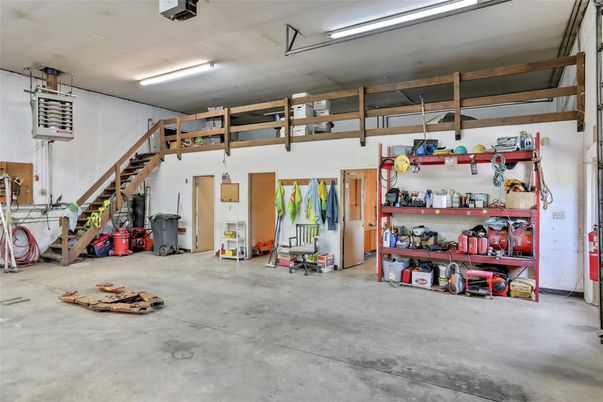 Garage, Interior