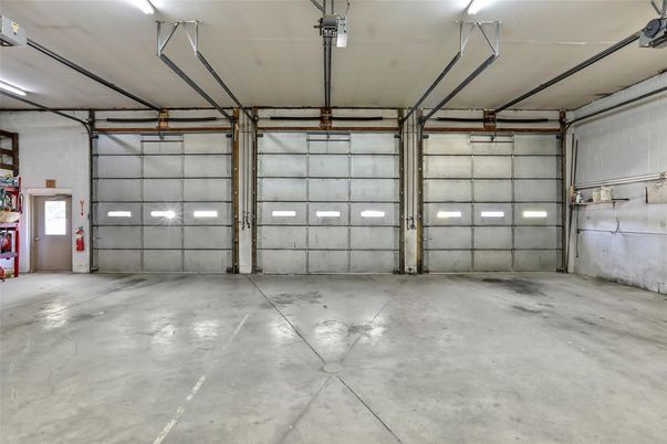 Garage, Interior