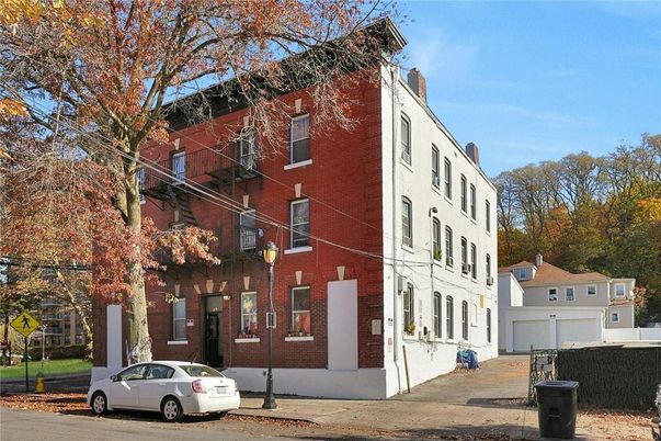 Detached Garage, Exterior, Facade, Brick Facade, Rowhouse