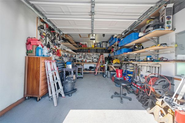 Garage, Interior