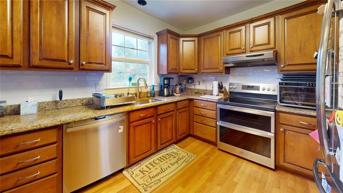 Interior, Kitchen, Stainless Steel Appliances, Wood Texture Flooring