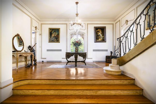 Chandelier, Interior, Wood Texture Flooring