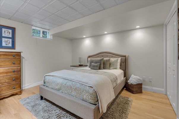 Bedroom, Interior, Recessed Lighting, Wood Texture Flooring