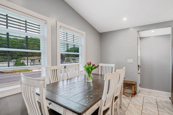 Dining room, Interior, Marble, Recessed Lighting