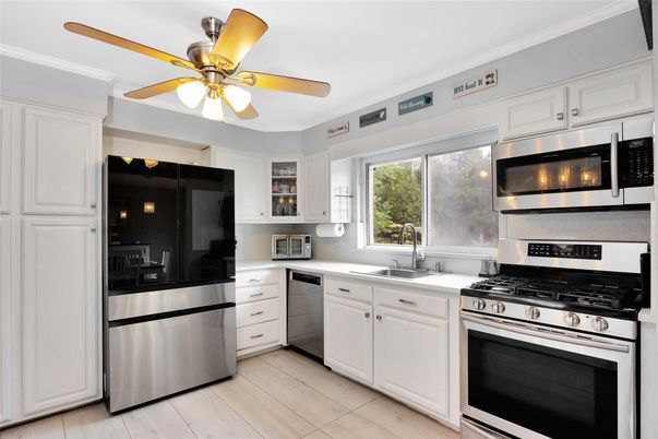 Interior, Kitchen, Stainless Steel Appliances, Wood Texture Flooring