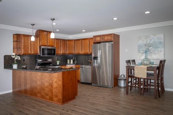 Dining room, Interior, Kitchen, Pendant Lights, Recessed Lighting, Stainless Steel Appliances, Wood Texture Flooring