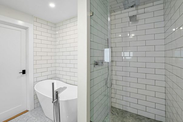 Bathroom, Free Standing Baths, Interior, Recessed Lighting