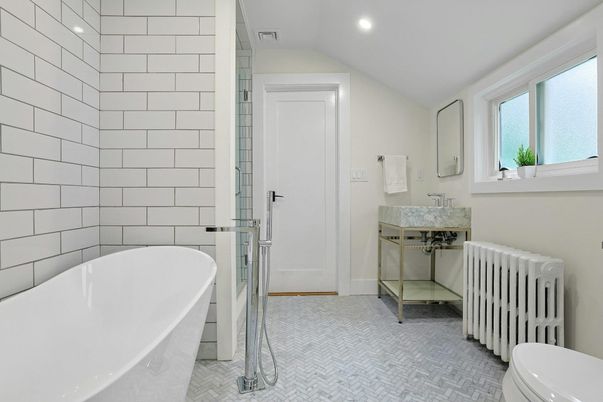 Bathroom, Free Standing Baths, Interior, Recessed Lighting