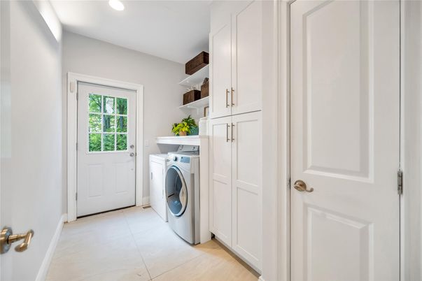 Interior, Recessed Lighting, Washer