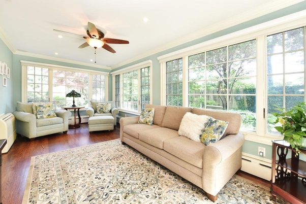 Interior, Living room, Recessed Lighting, Sun Room, Wood Texture Flooring