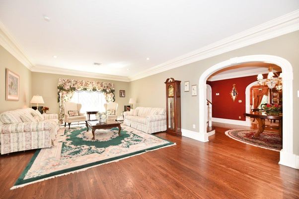 Chandelier, Interior, Living room, Recessed Lighting, Wood Texture Flooring