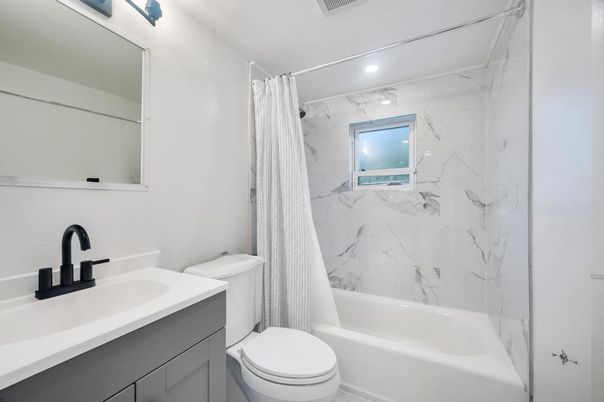 Bathroom, Interior, Marble Walls, Recessed Lighting