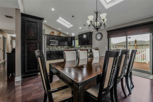Chandelier, Dining room, Interior, Kitchen, Pendant Lights, Recessed Lighting, Wood Texture Flooring