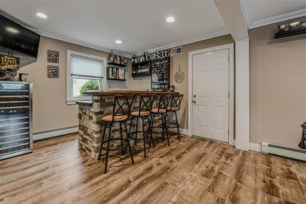 Interior, Recessed Lighting, Wood Texture Flooring