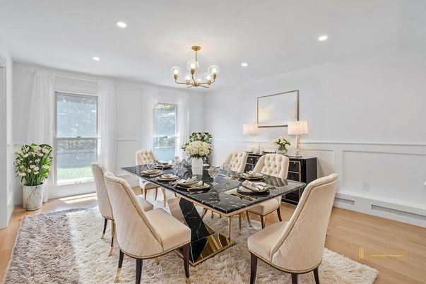 Chandelier, Dining room, Interior, Recessed Lighting, Wood Texture Flooring